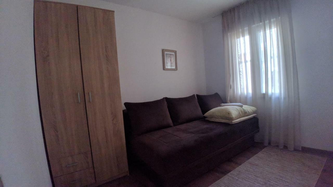 City Mid Mostar Apartment Esterno foto