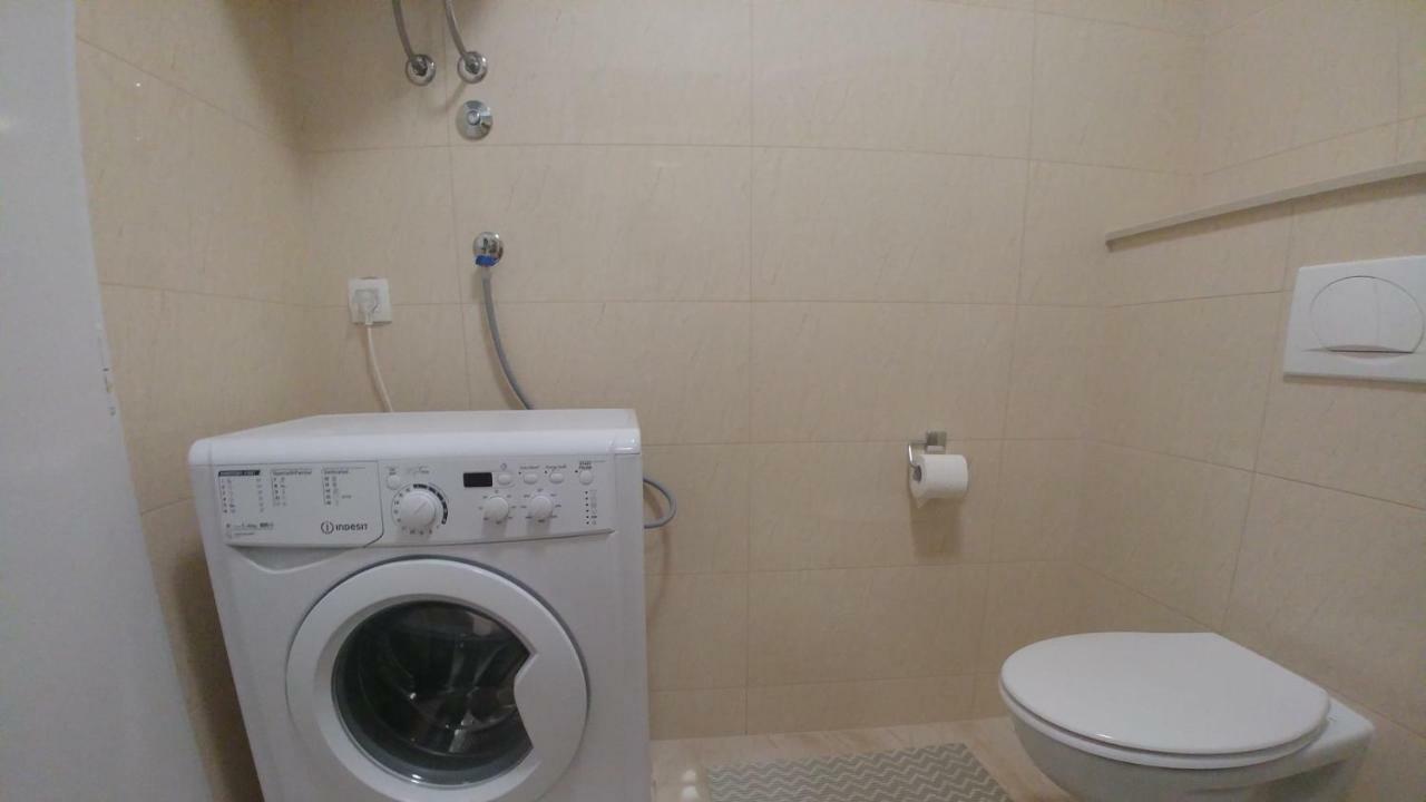 City Mid Mostar Apartment Esterno foto